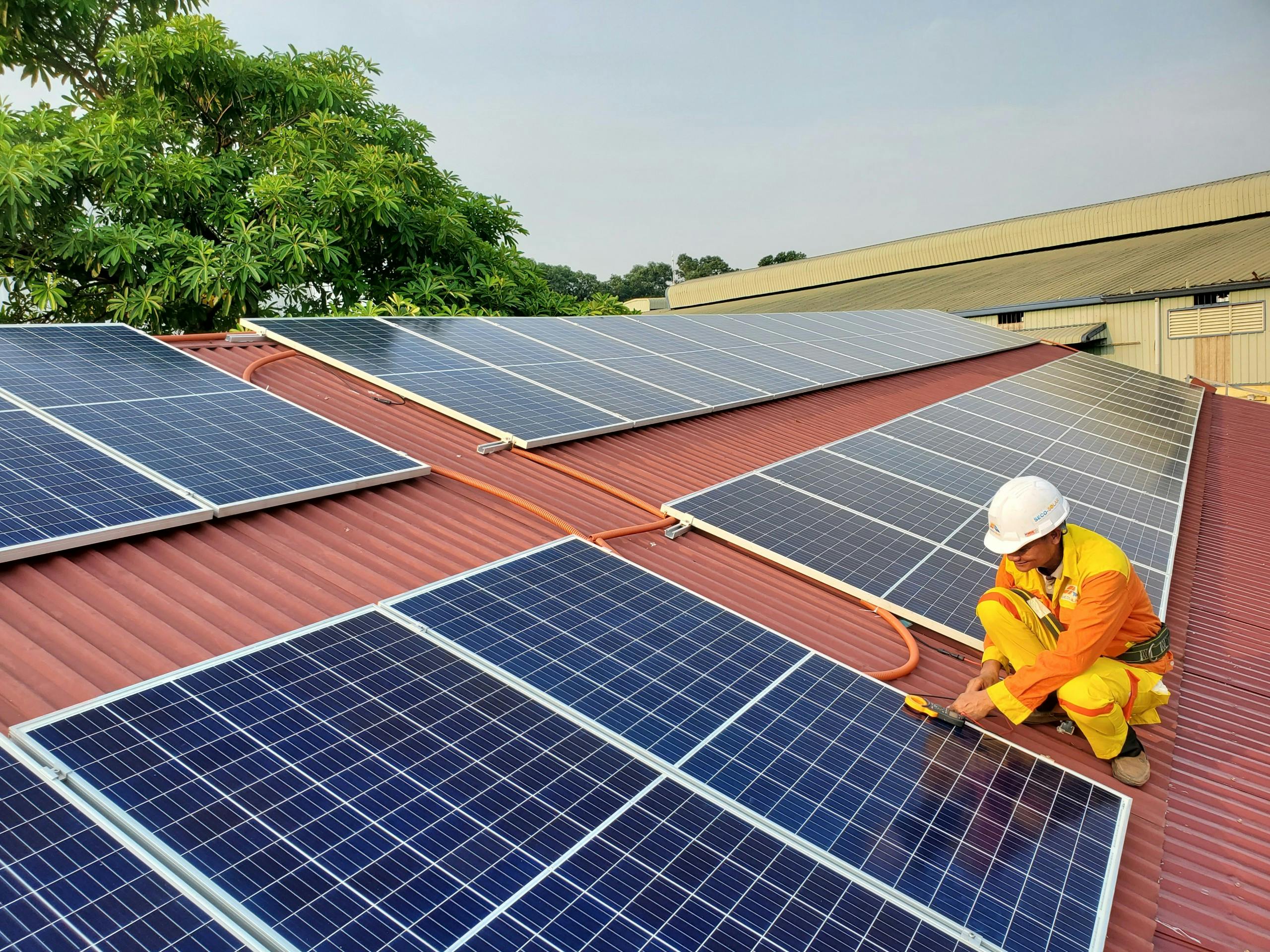 solarne panely instalacia na streche